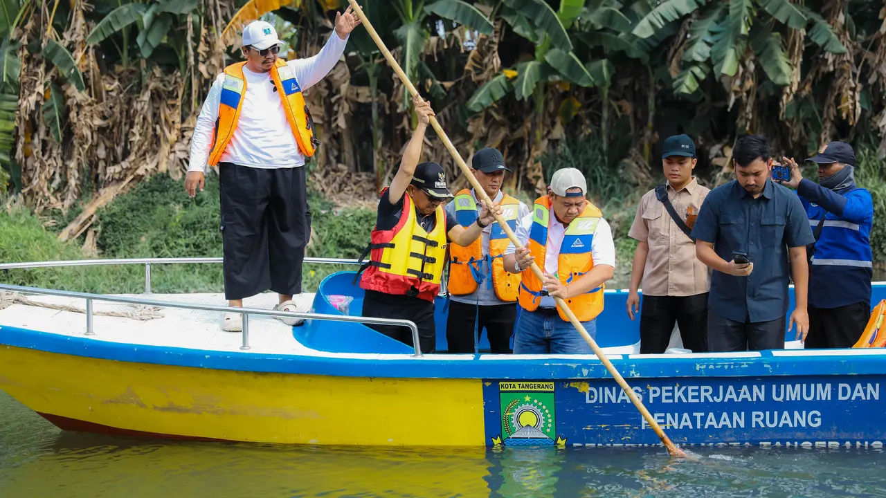 Debit Sungai Cisadane Menyusut akibat Kemarau, Warga Diminta Bijak Gunakan Air Bersih